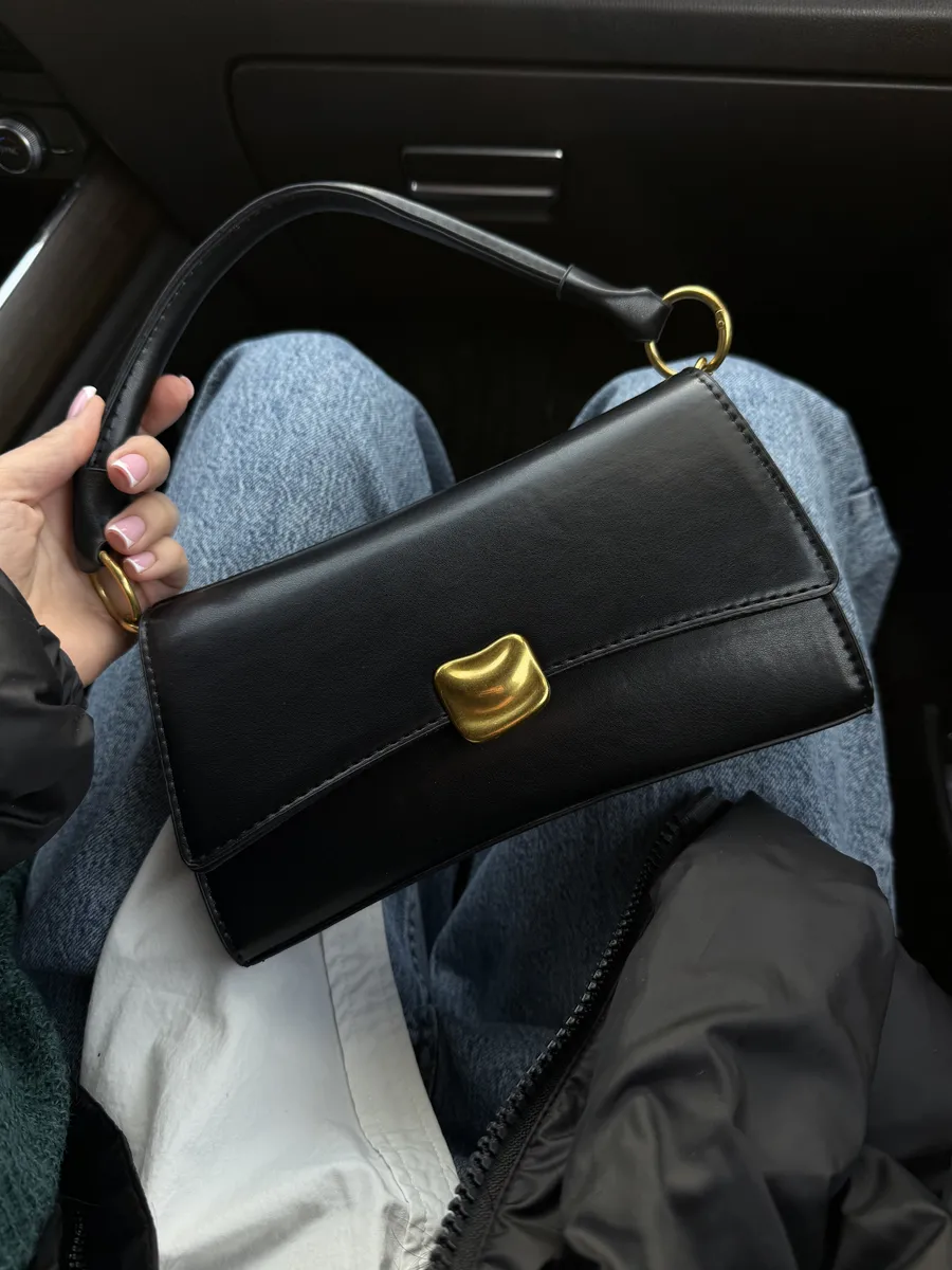 Сумка с коротким ремнем